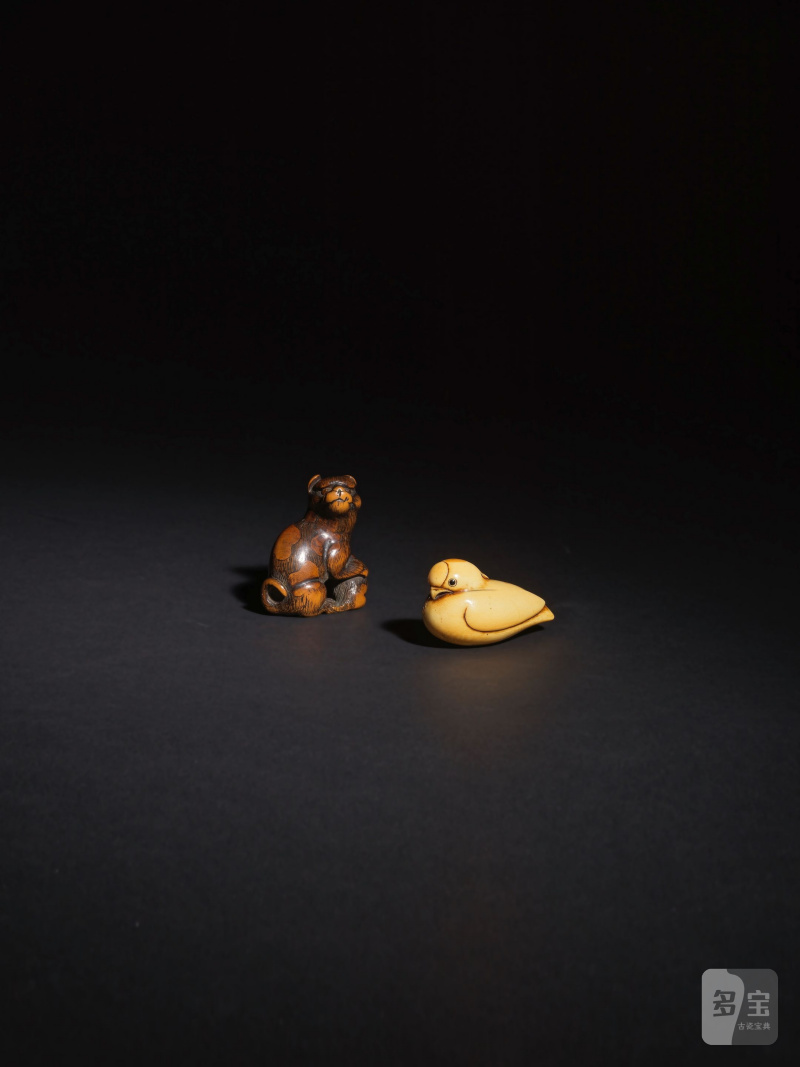 木彫根付 犬 銘「豊一」 19世紀前期 | NETSUKE EN BOIS REPRÉSENTANT UN CHIEN TACHETÉ - 图3